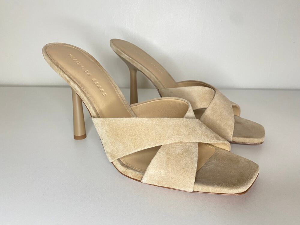 New Veronica Beard Alsea Sandal In Sand Suede 11 cream beige suede heels